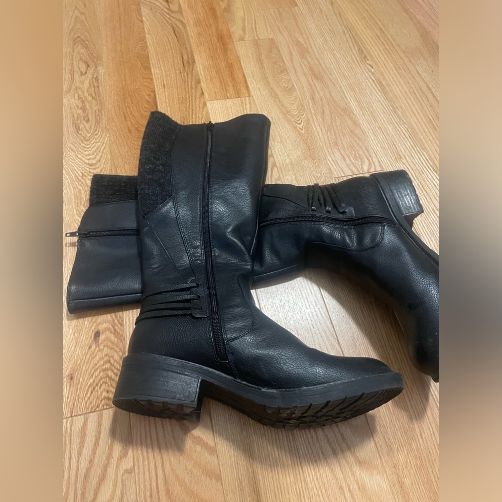 BARETRAPS tall riding boot with extended calf